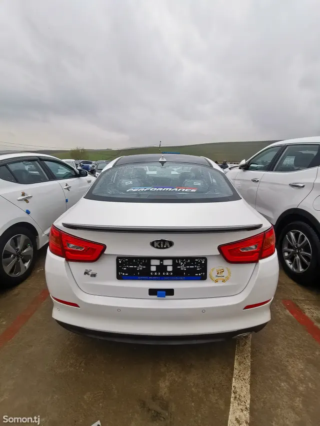 Kia K5 2014 · 2.0 AT