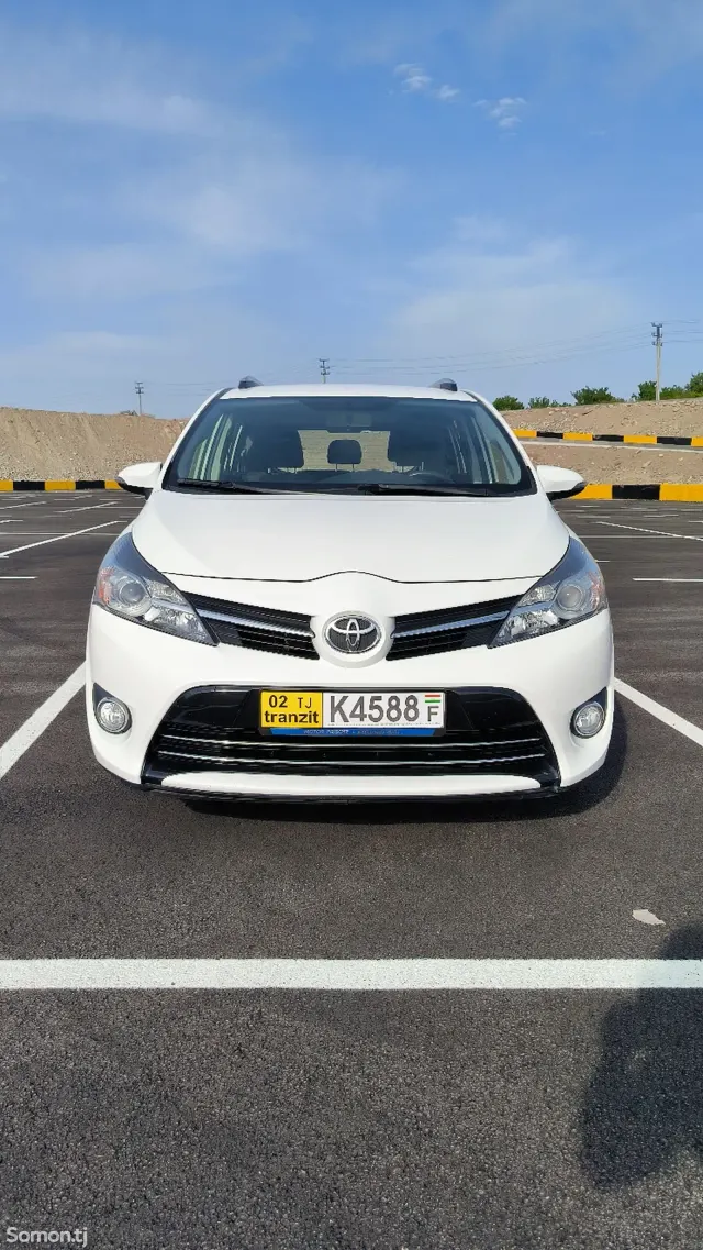 Toyota Verso 2014 · 1.8 MT