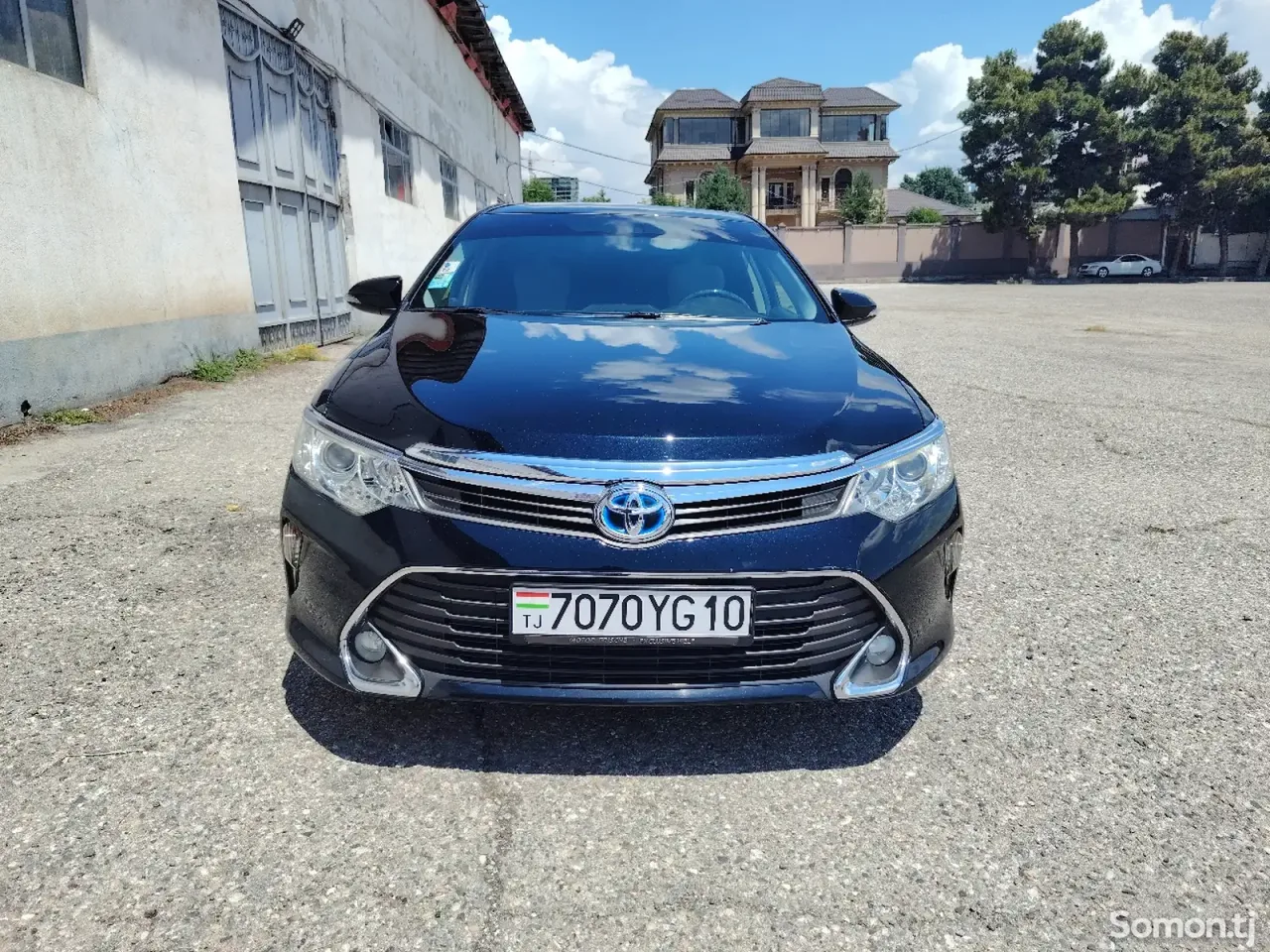 Toyota Camry 2015 · 2.5 AT