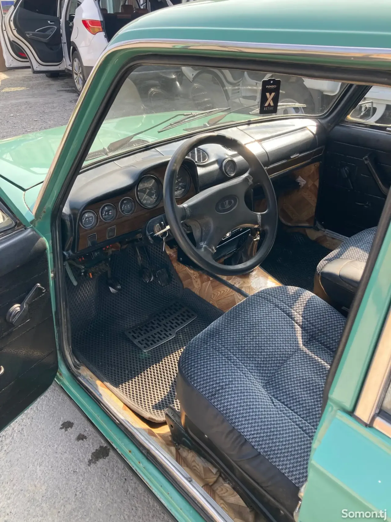 Lada (ВАЗ) 2106 1988 · 0.6 MT