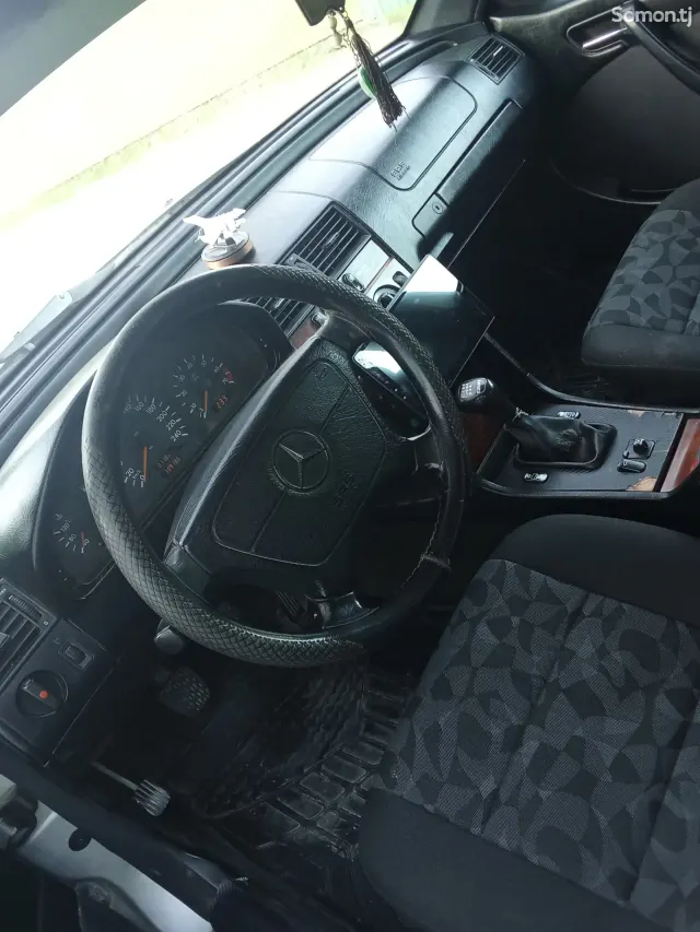 Mercedes-Benz C class 1998 · 1.8 MT