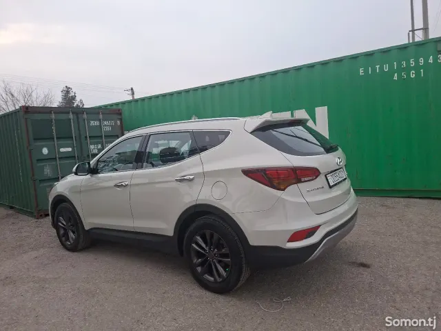 Hyundai Santa Fe 2015 · 2.0 AT