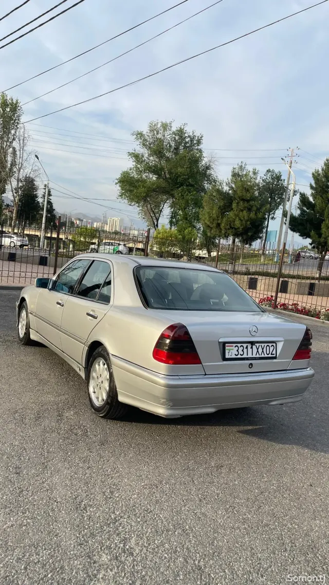 Mercedes-Benz C class 1998 · 2.0 AT