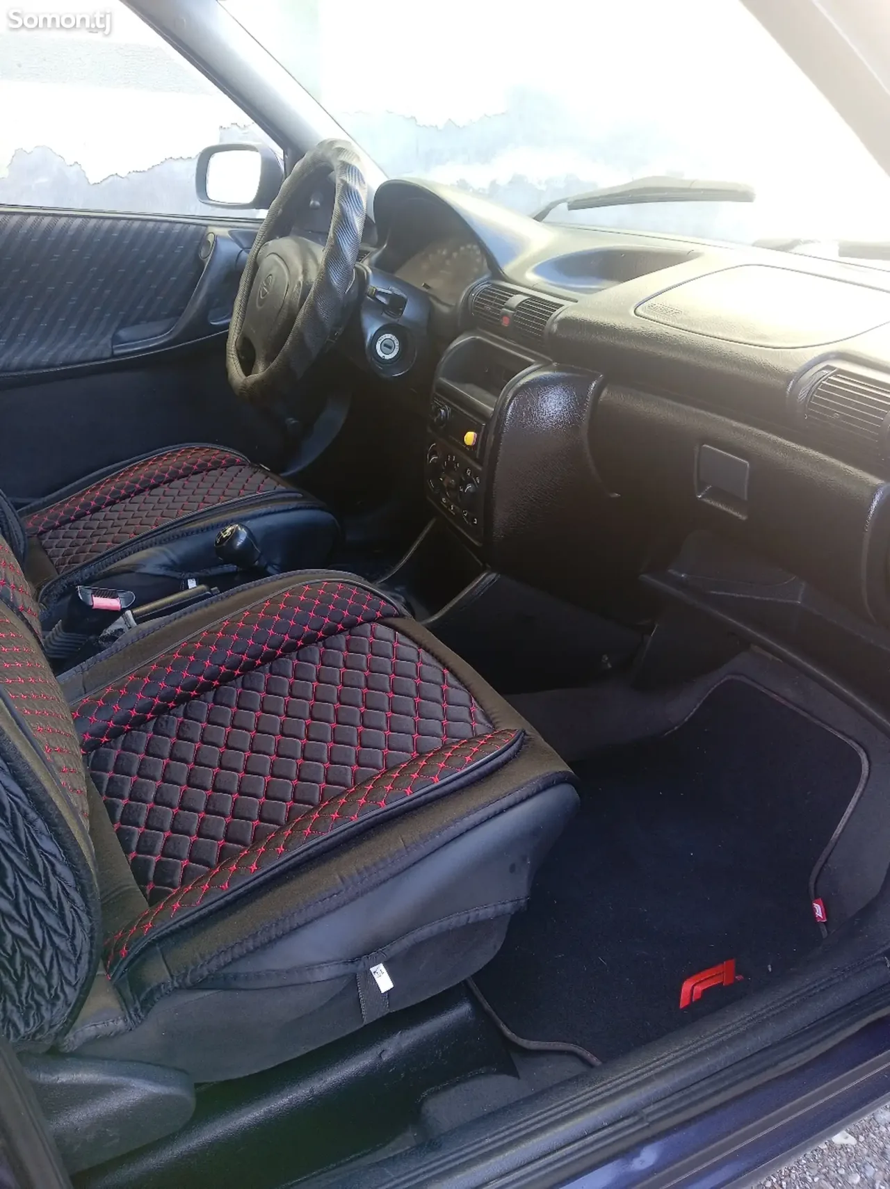 Opel Astra F 1998 · 1.6 MT