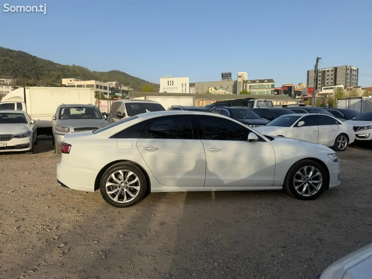 Audi A6 2016 · 2.0 AT