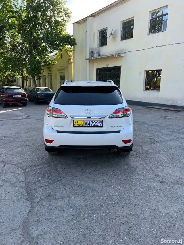 Lexus RX series 2013 · 3.5 AT