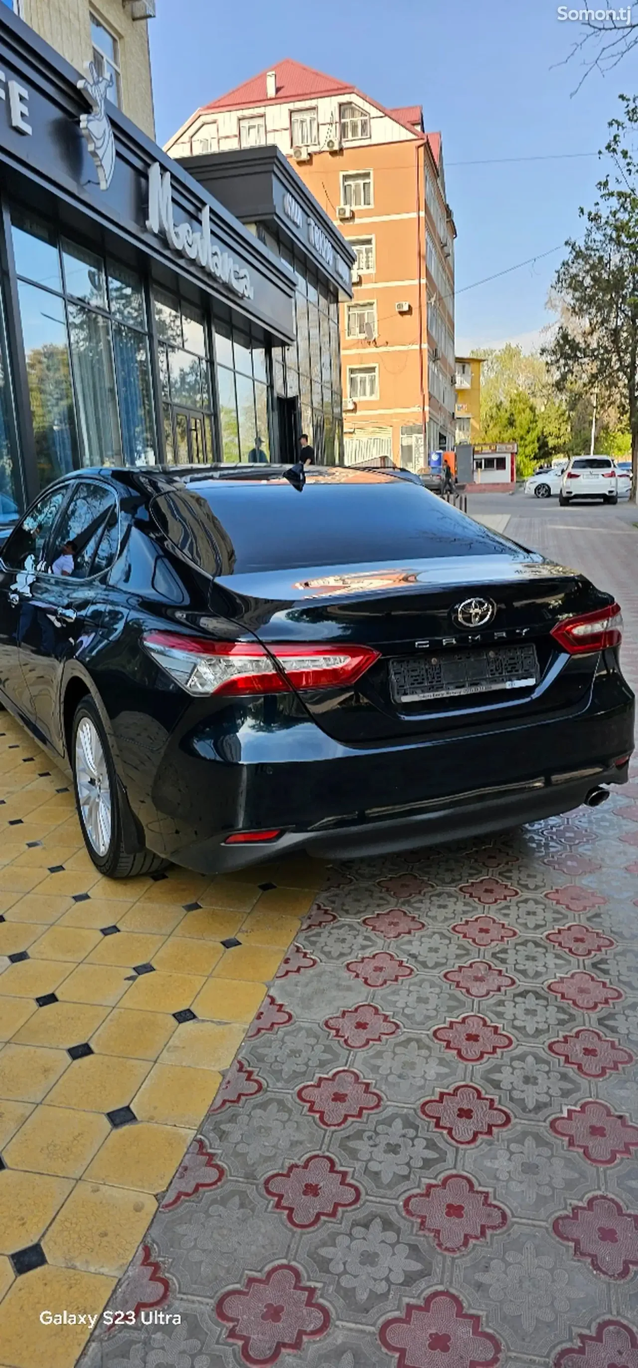Toyota Camry 2019 · 2.5 AT