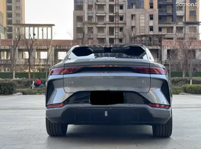 BYD Song 2025 · AT