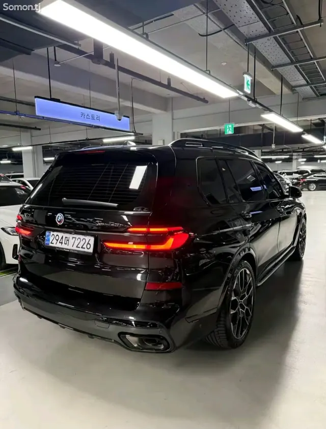 BMW X7 2024 · 3.0 AT