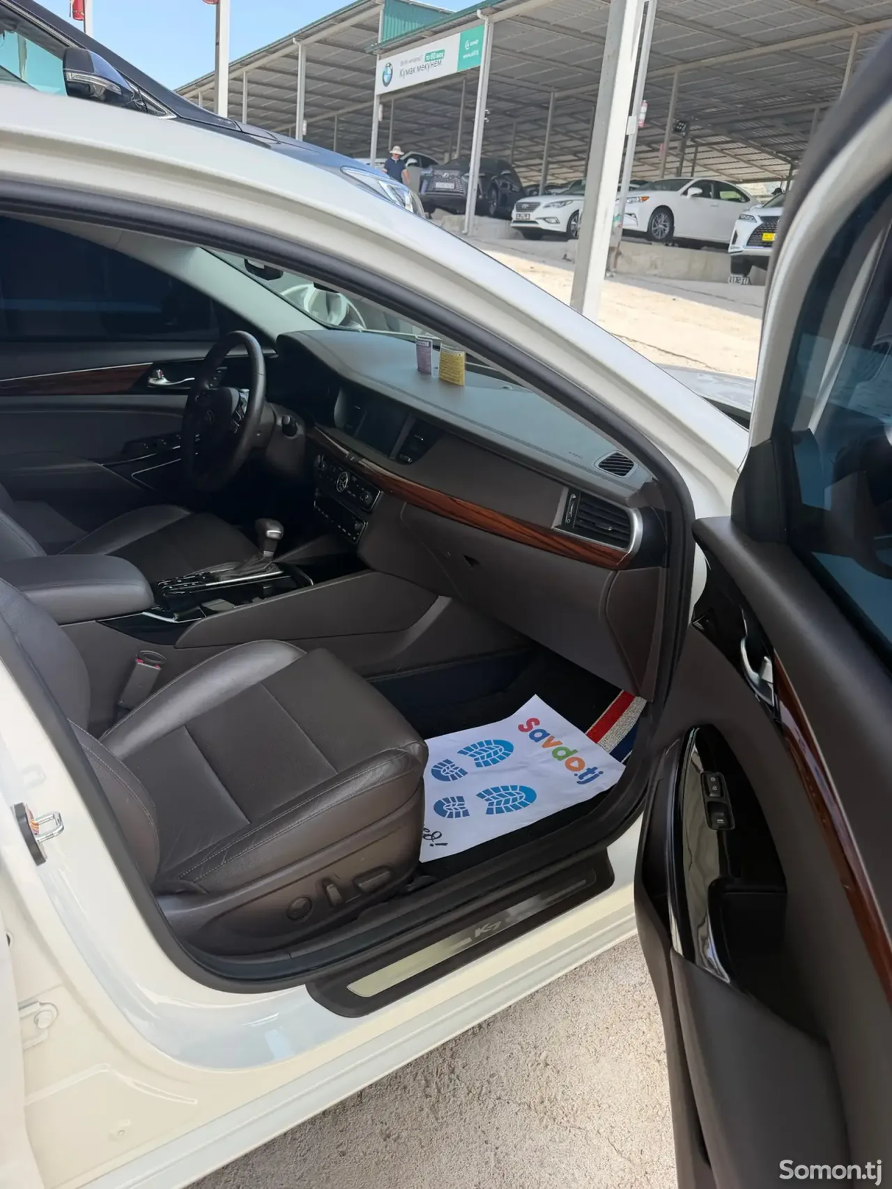 Kia K7 2017 · 2.4 AT