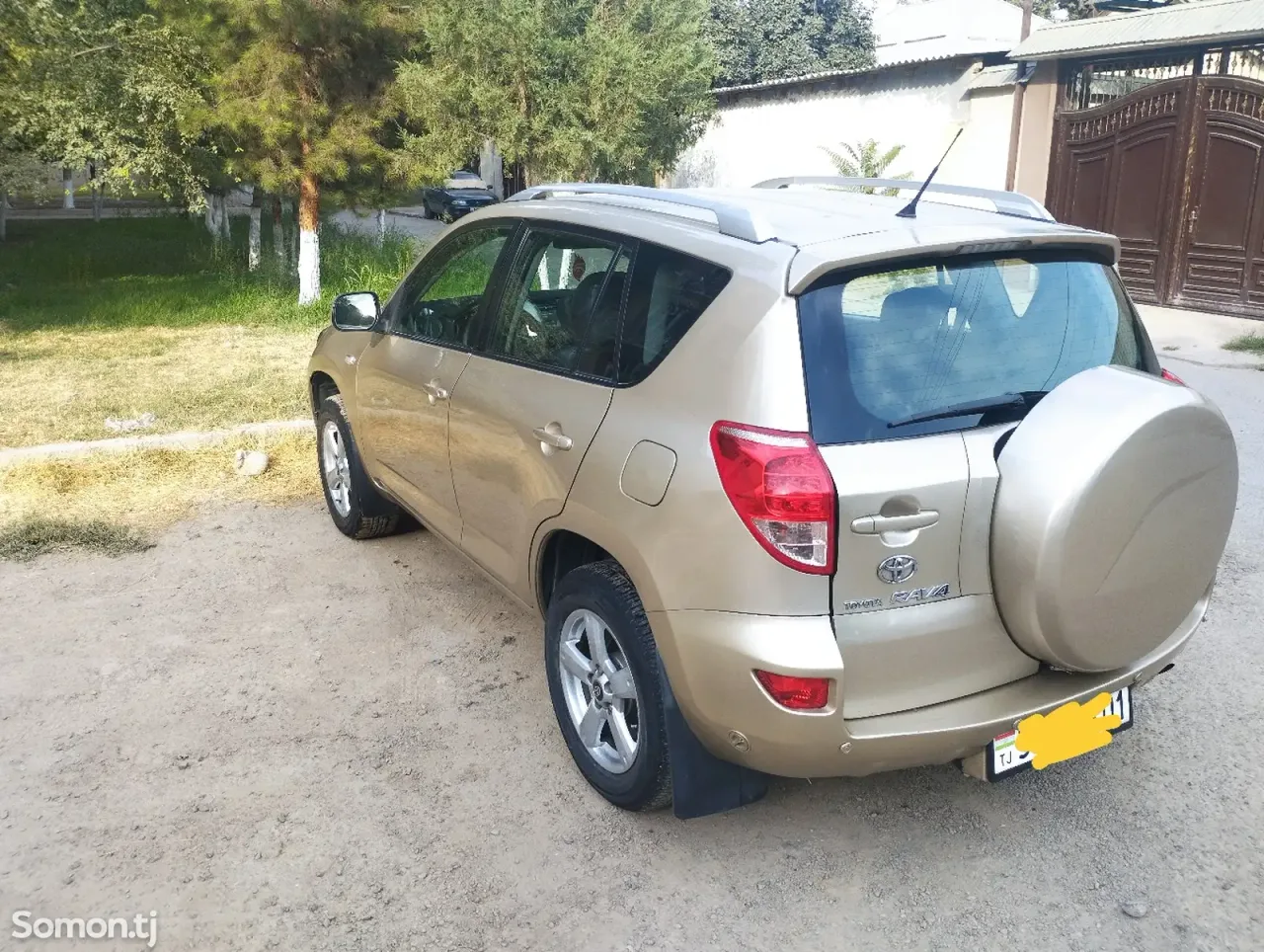 Toyota RAV 4 2007 · 2.4 AT