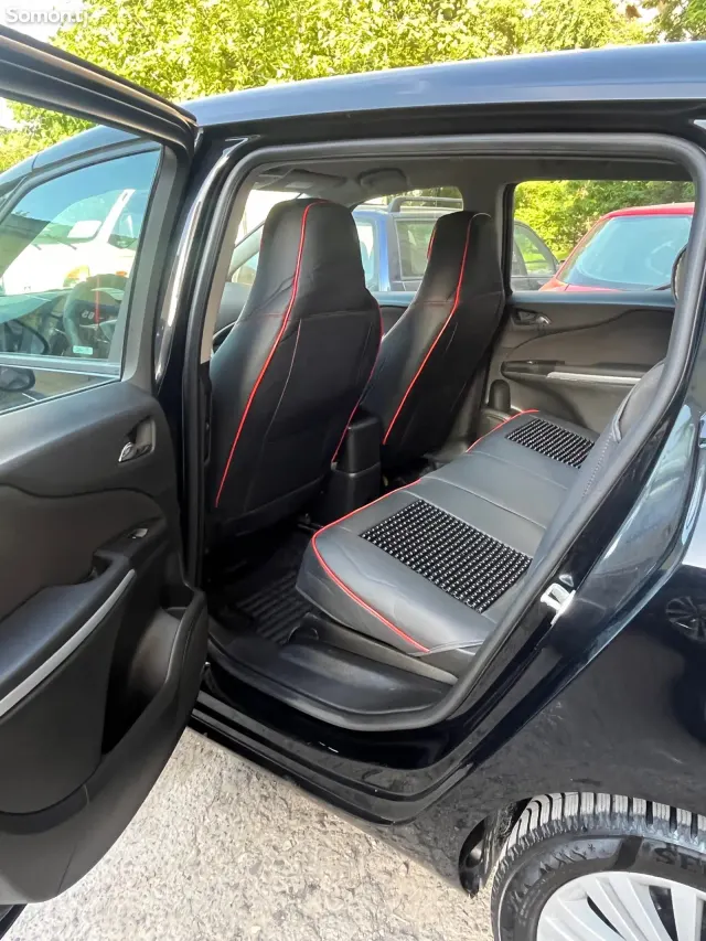 Opel Zafira 2017 · 1.4 MT