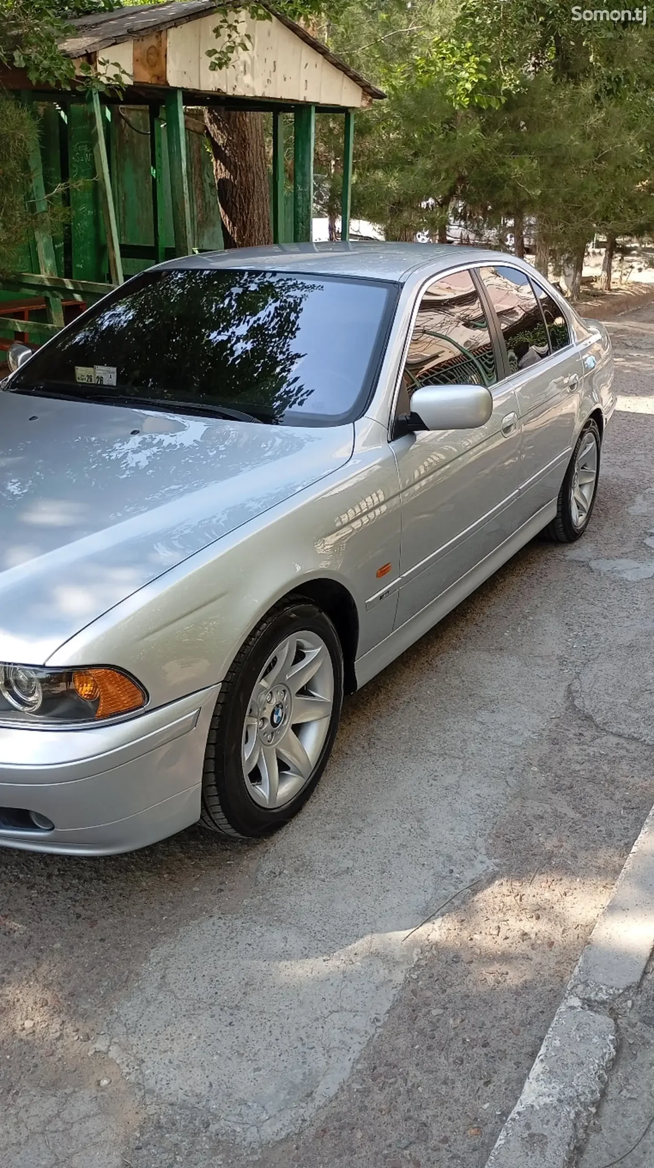 BMW 5 series 1996 · 2.3 AT