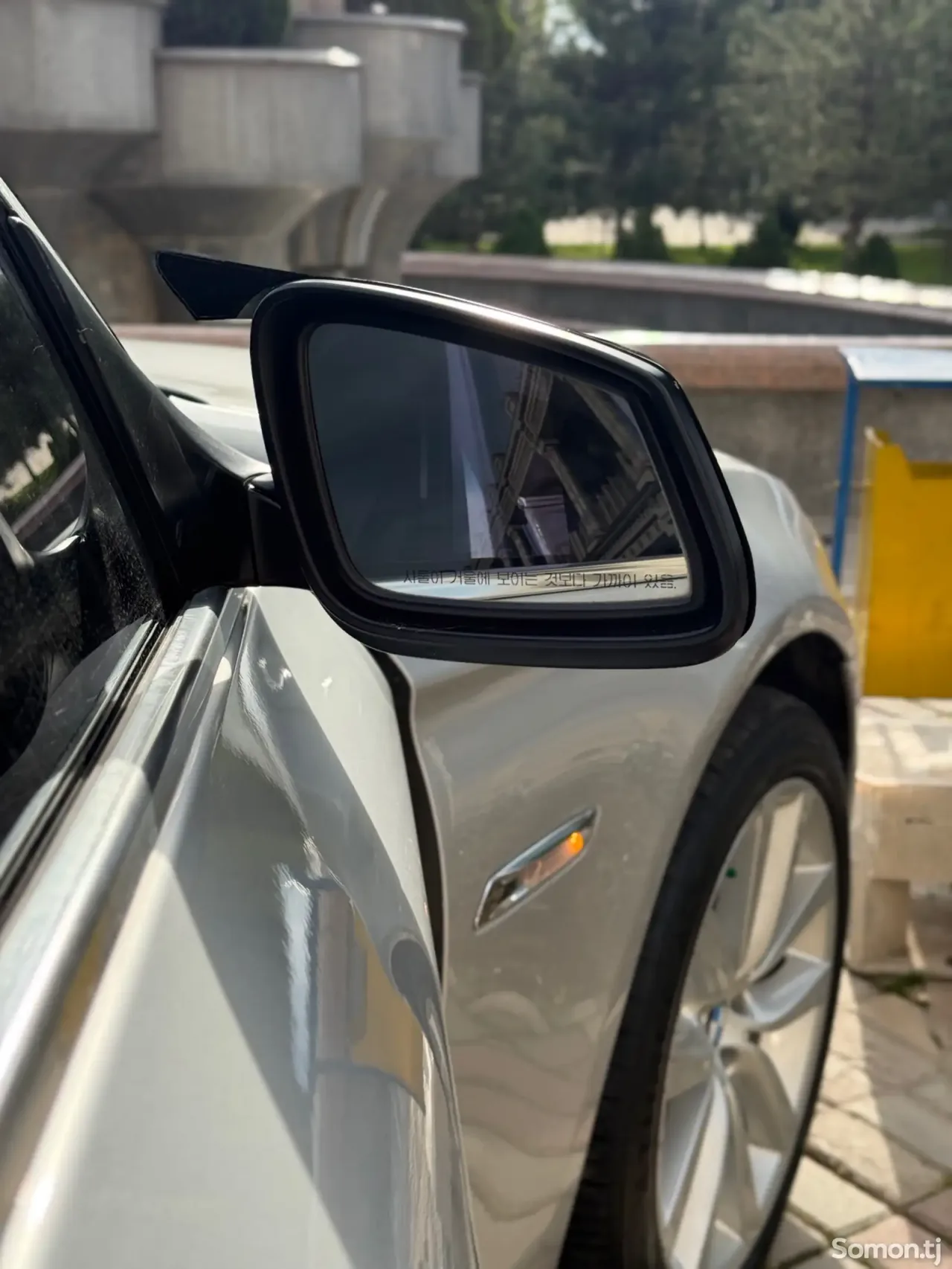 BMW 5 series 2011 · 2.0 AT