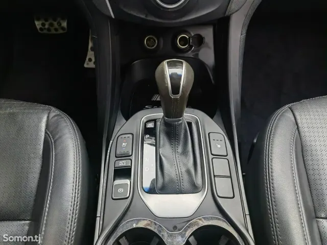 Hyundai Santa Fe 2014 · 2.0 AT