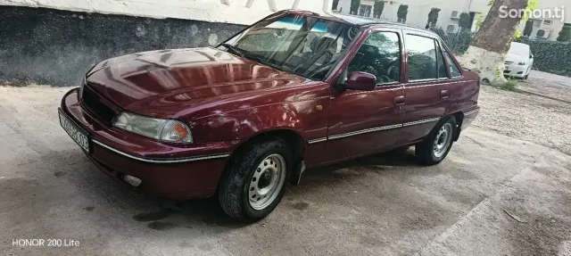 Daewoo Nexia 1995 · 1.6 MT