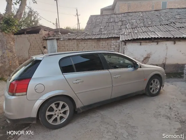 Opel Signum 2003 · 2.2 MT