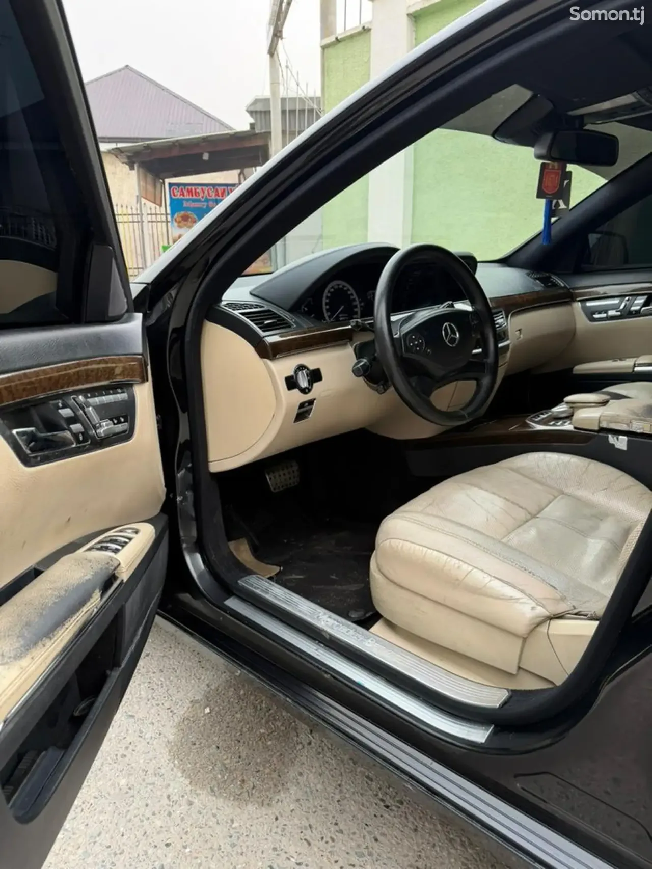 Mercedes-Benz S class 2011 · 3.5 AT