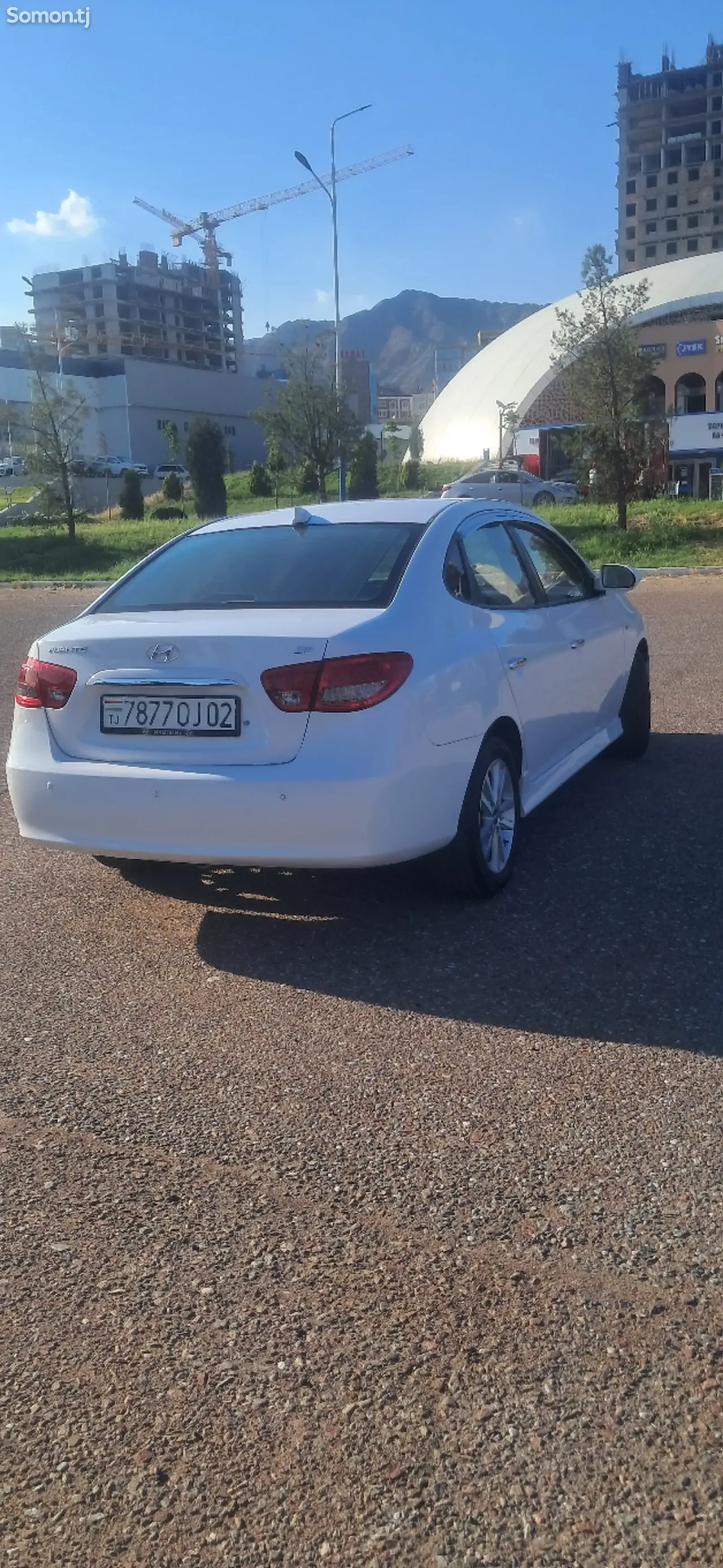 Hyundai Avante 2009 · 1.6 AT