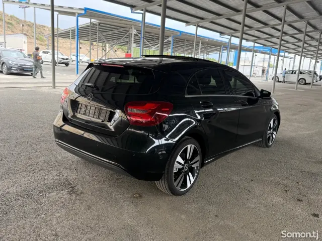 Mercedes-Benz A class 2017 · 2.0 AT