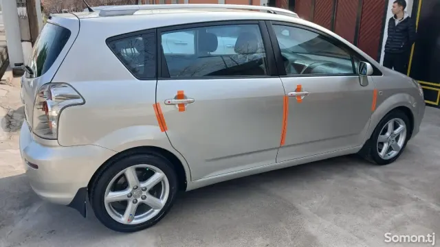 Toyota Corolla Verso 2006 · 1.8 MT