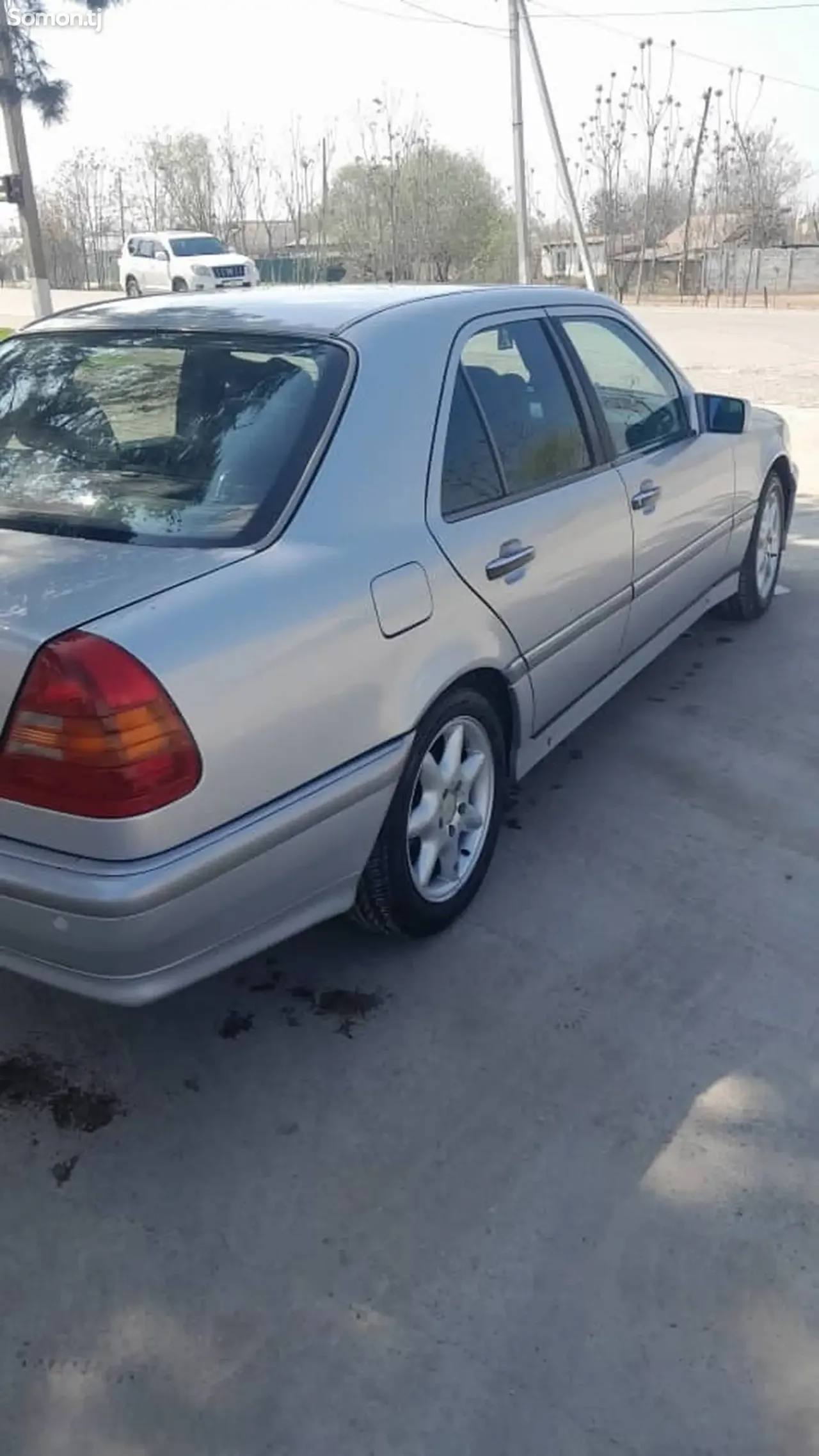 Mercedes-Benz C class 1995 · 2.0 MT