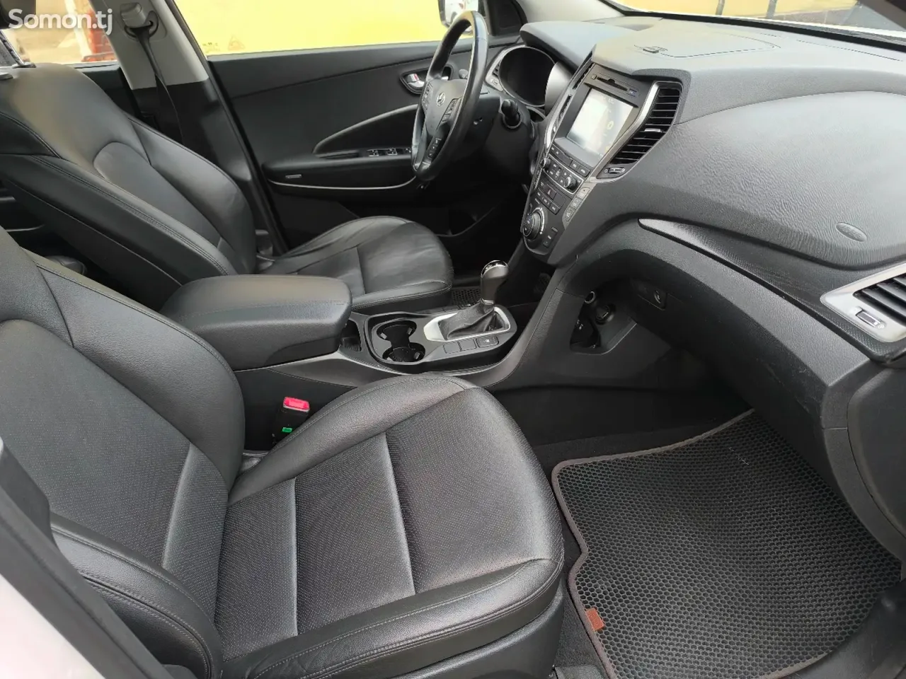 Hyundai Santa Fe 2016 · 2.0 AT