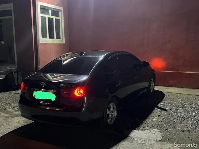 Hyundai Avante 2007 · 1.6 AT