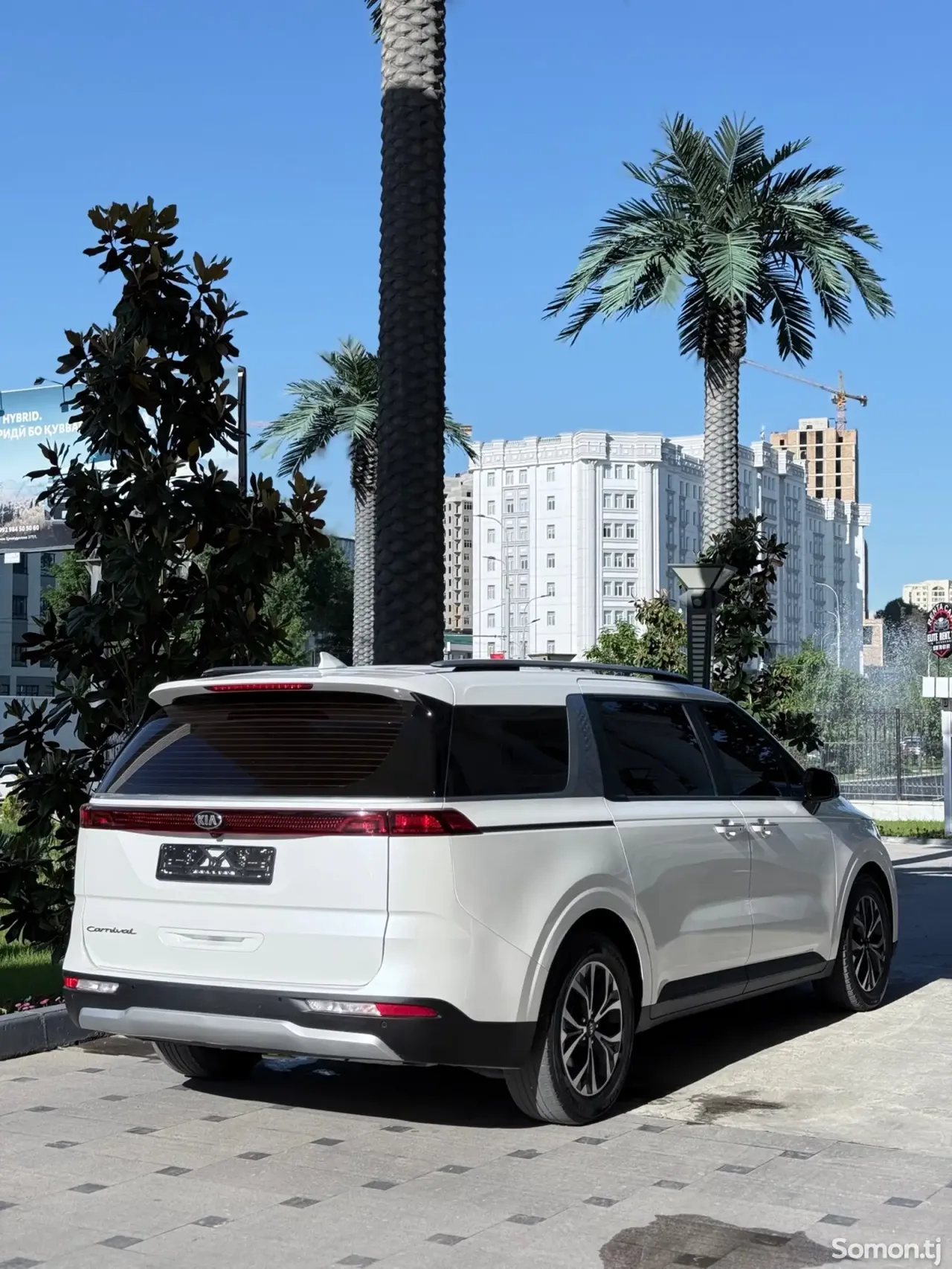 Kia Carnival 2021 · 2.2 AT