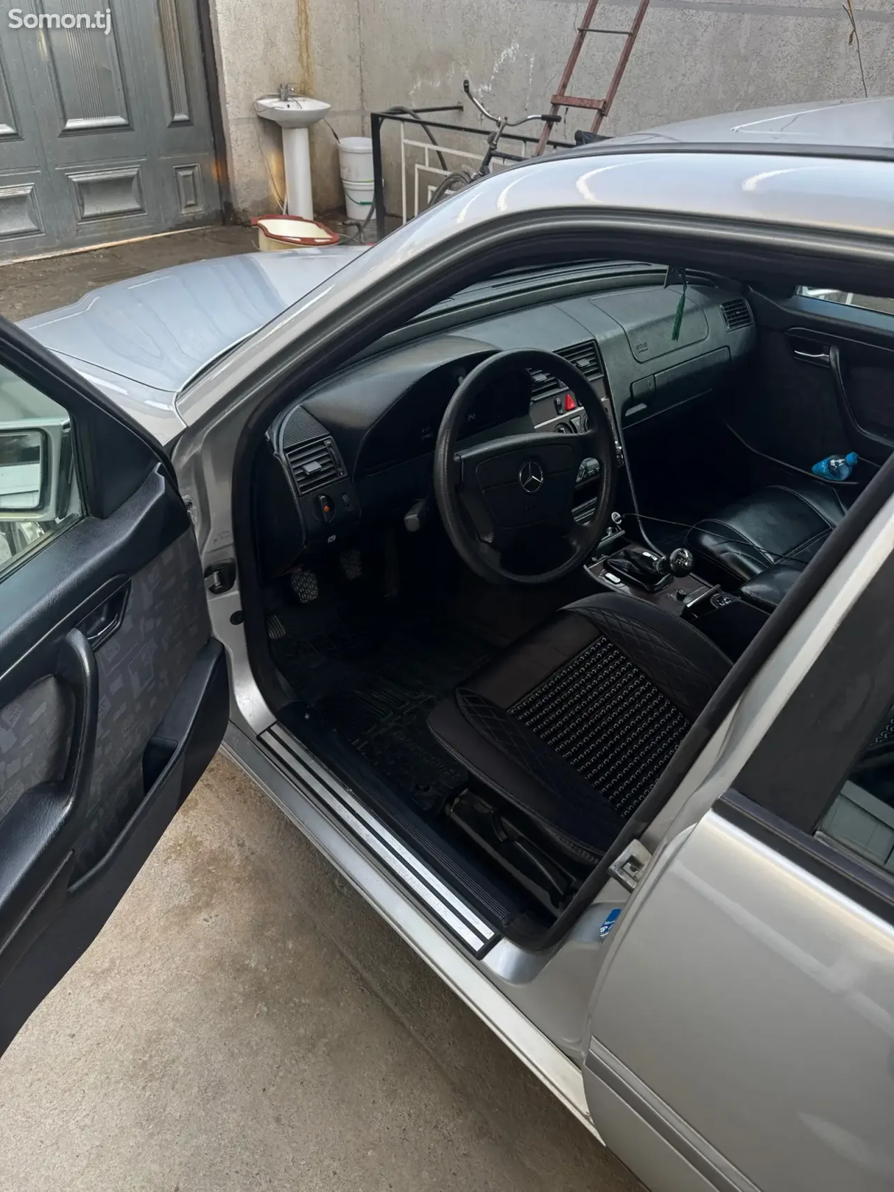 Mercedes-Benz C class 1997 · 1.8 MT