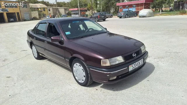 Opel Vectra A 1995 · 1.8 MT