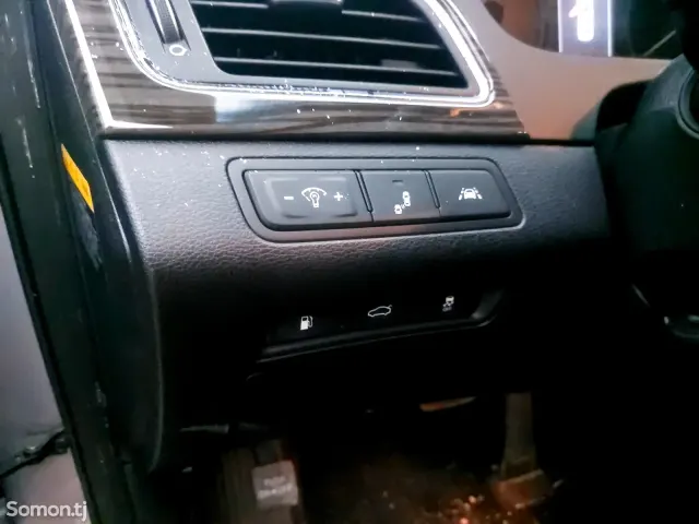 Hyundai Sonata 2014 · 2.0 AT