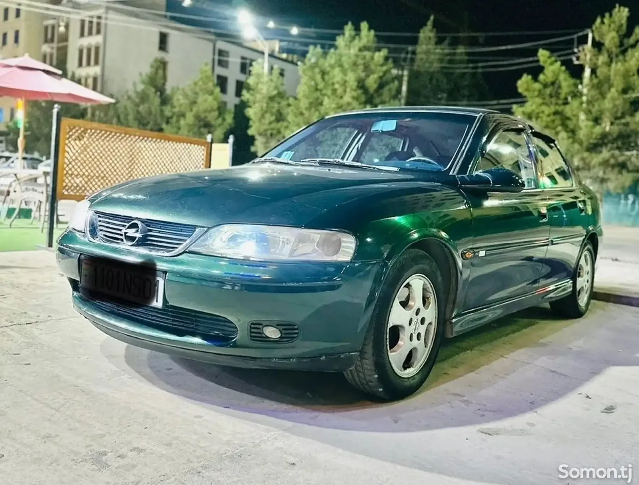 Opel Vectra B 1999 · 1.6 MT