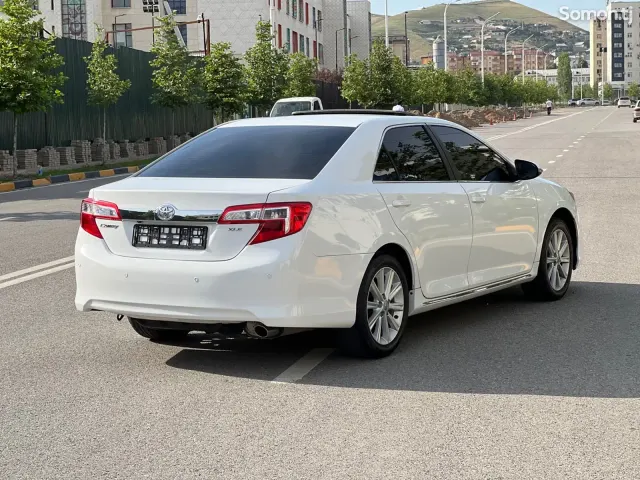 Toyota Camry 2012 · 2.5 AT