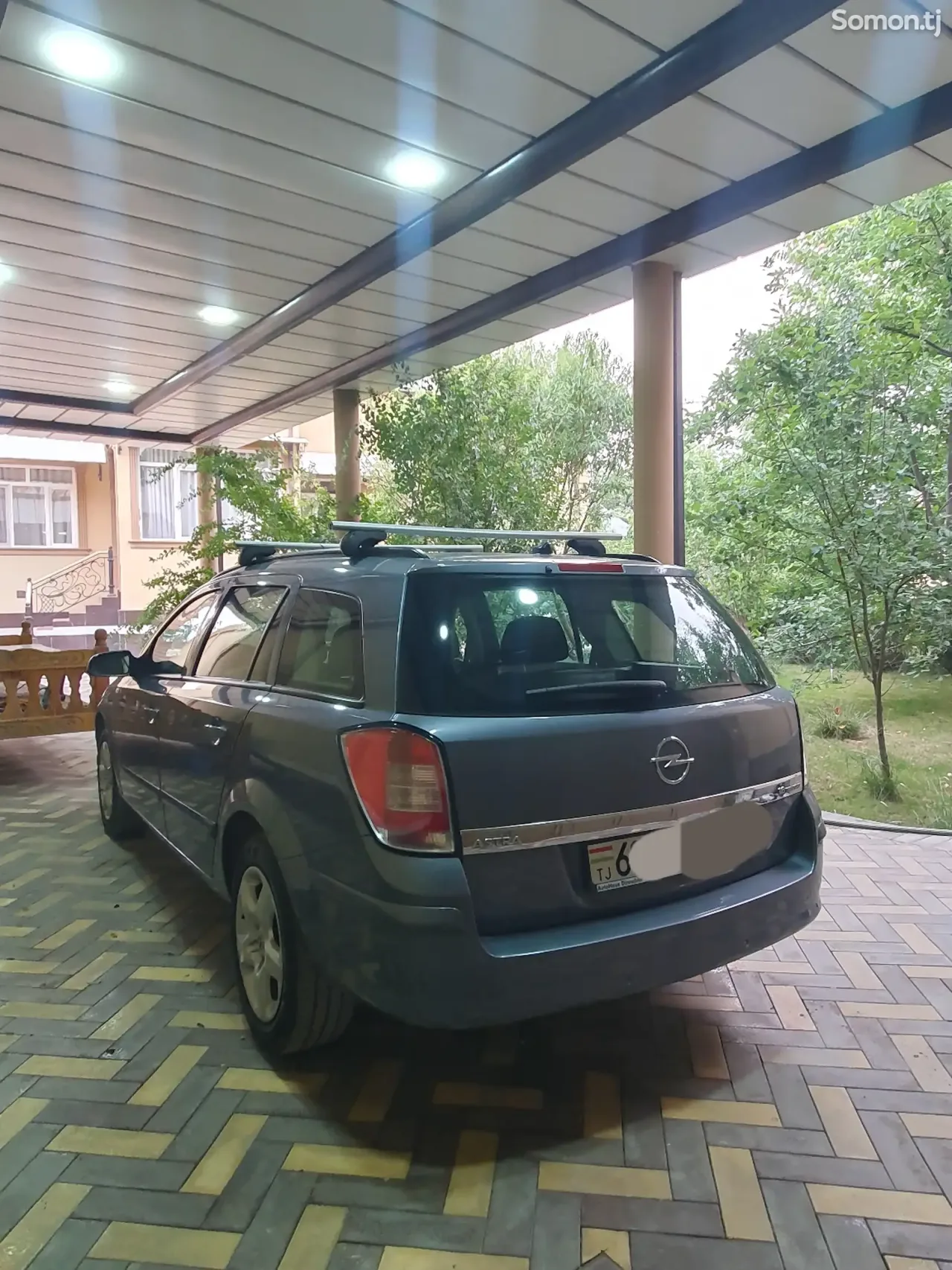 Opel Astra H 2007 · 1.6 MT