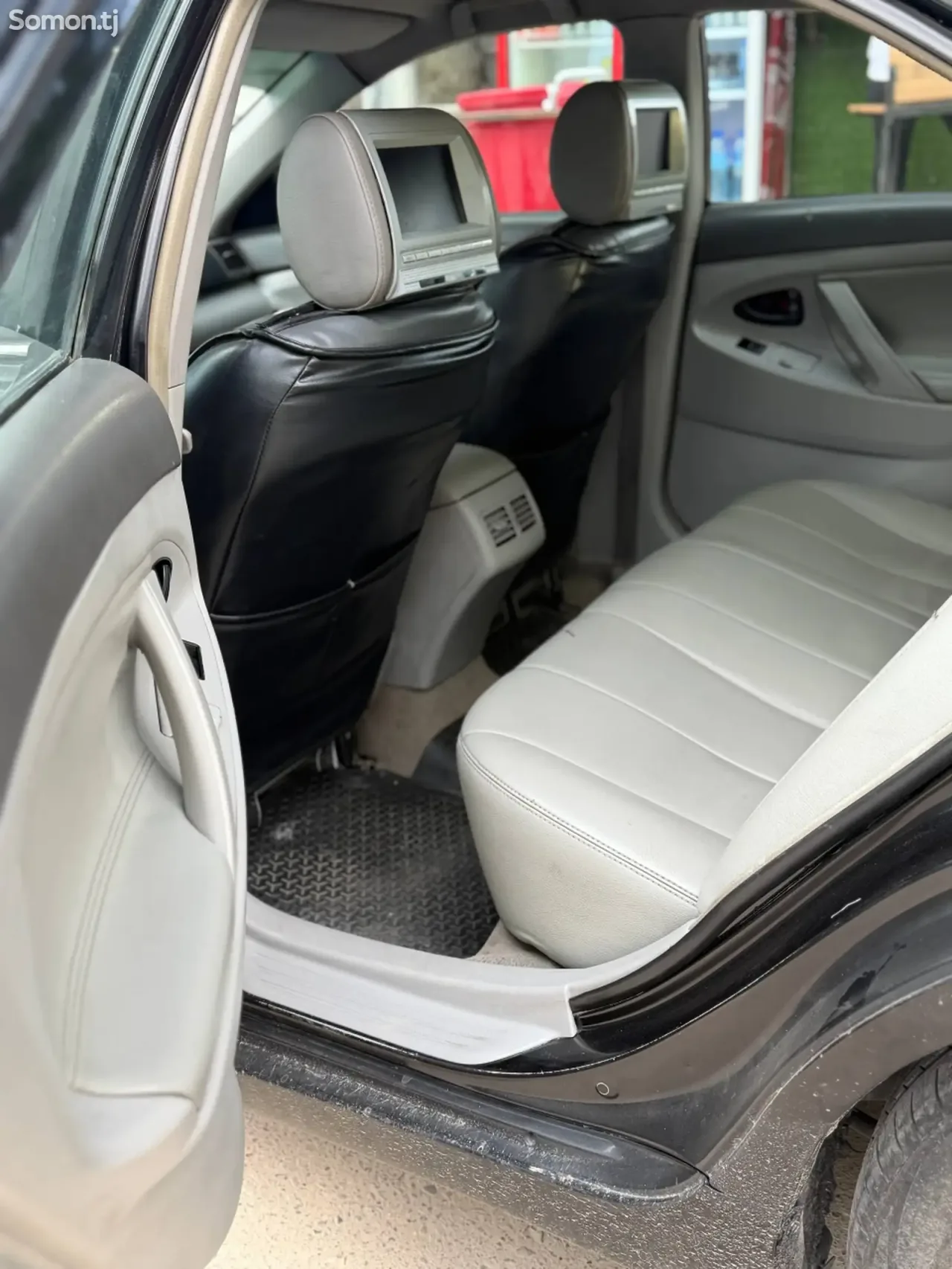 Toyota Camry 2008 · 2.4 AT