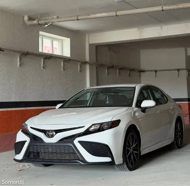 Toyota Camry 2024 · 2.5 AT