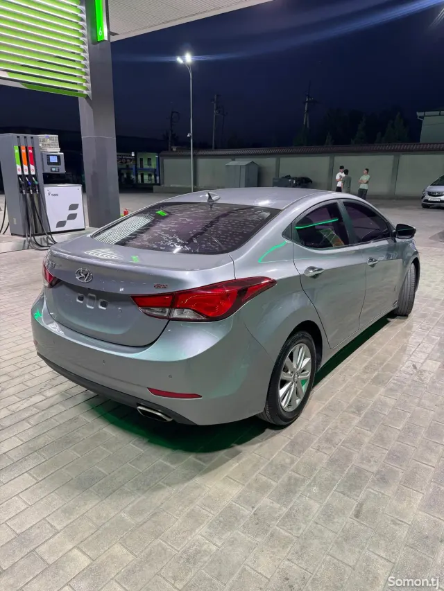 Hyundai Avante 2014 · 1.6 AT