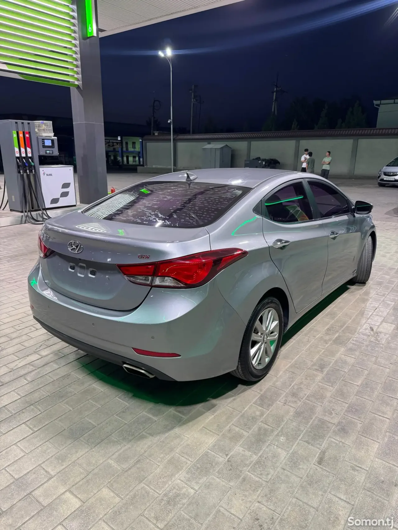 Hyundai Avante 2014 · 1.6 AT