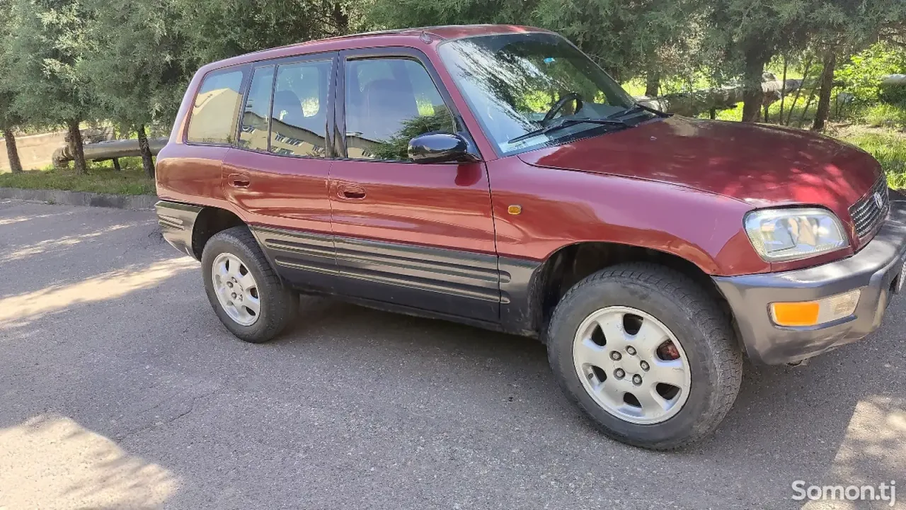 Toyota RAV 4 1998 · 2.0 AT