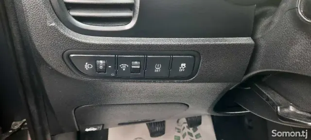 Kia Rio 2017 · 1.6 MT