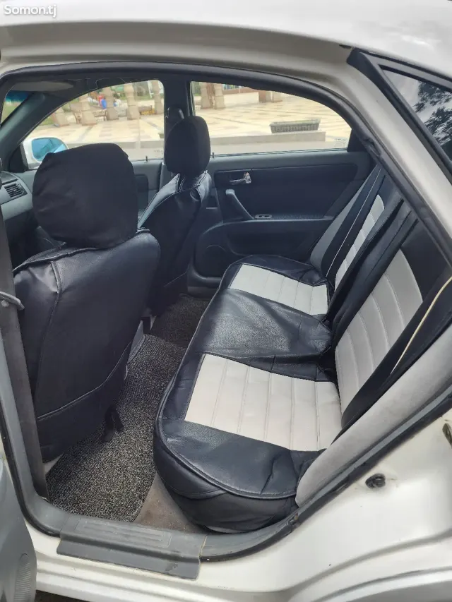 Daewoo Lacetti 2007 · 1.6 MT