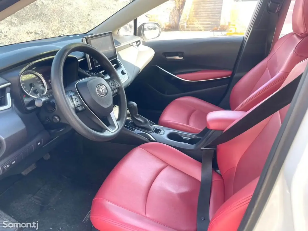 Toyota Corolla 2019 · 1.8 AT