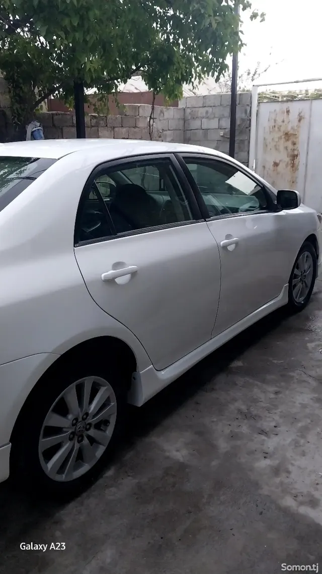 Toyota Corolla 2010 · 1.8 AT
