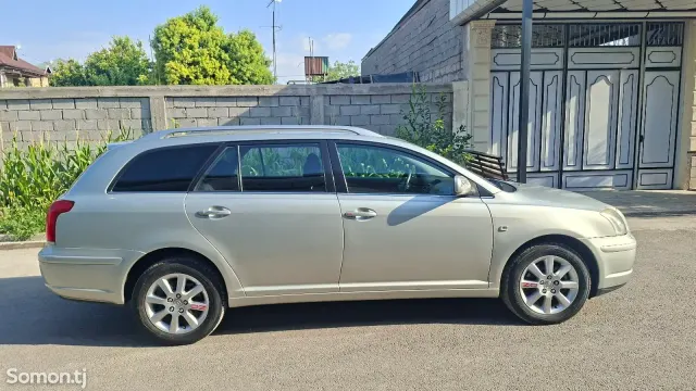 Toyota Avensis 2006 · 1.8 MT