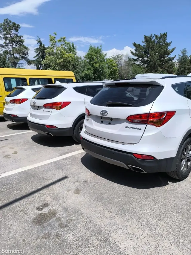Hyundai Santa Fe 2014 · 2.4 AT