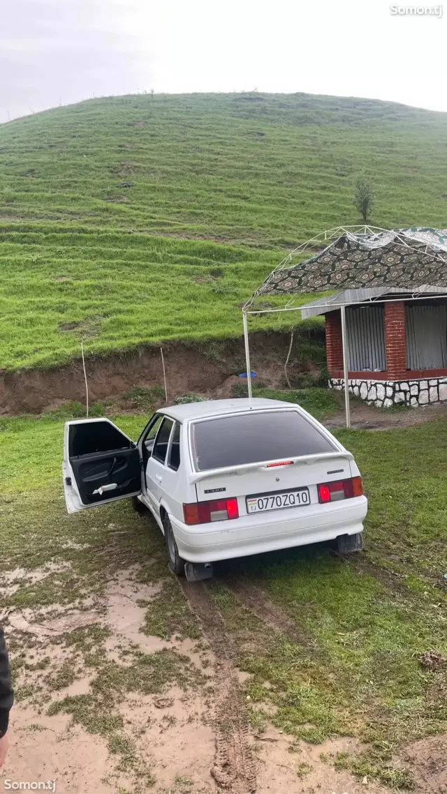 Lada (ВАЗ) 2114 2011 · 1.7 MT
