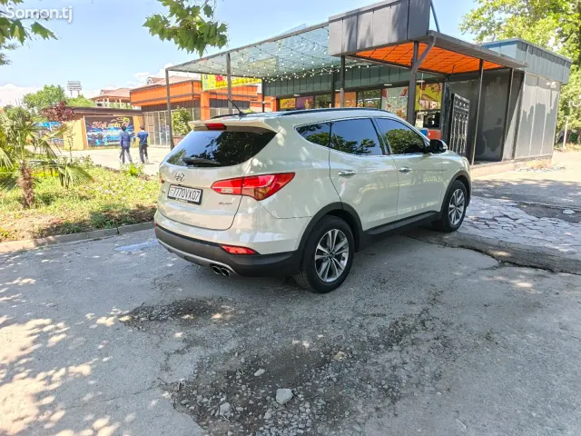 Hyundai Santa Fe 2014 · 2.0 AT