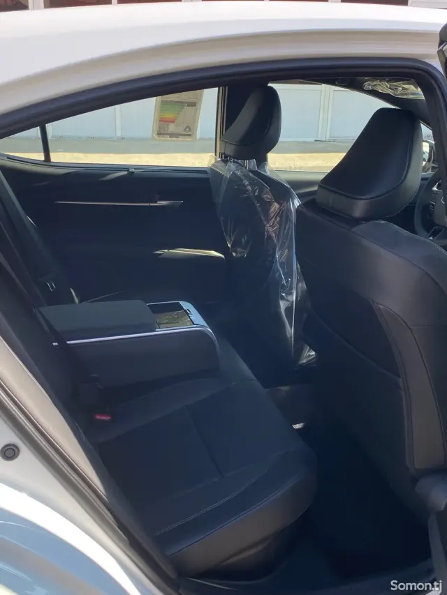 Toyota Camry 2026 · 2.5 AT