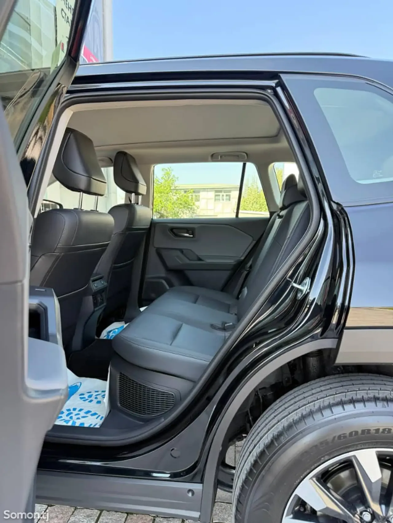 Toyota RAV 4 2026 · 2.5 AT